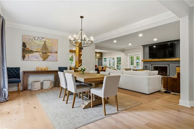 1382 W Wesley Road NW, Atlanta, GA 30327