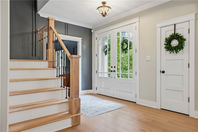 1382 W Wesley Road NW, Atlanta, GA 30327