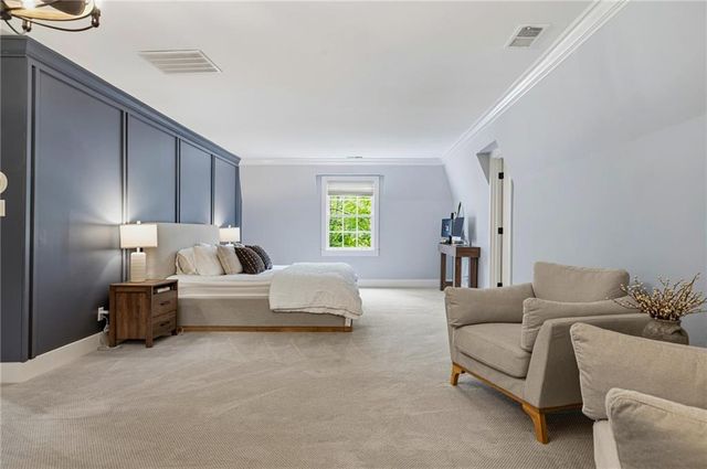 1382 W Wesley Road NW, Atlanta, GA 30327