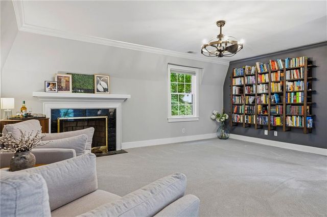 1382 W Wesley Road NW, Atlanta, GA 30327