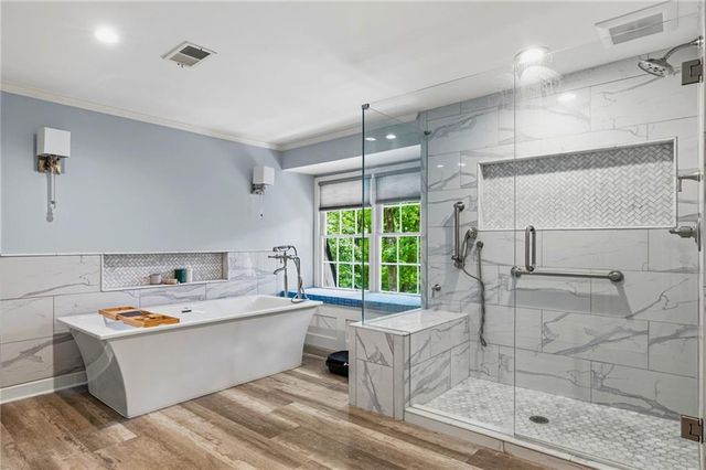1382 W Wesley Road NW, Atlanta, GA 30327