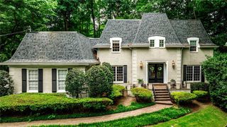 1382 W Wesley Road NW, Atlanta, GA 30327