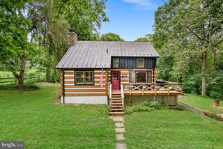 1263 FROGTOWN RD, Bluemont, VA 20135