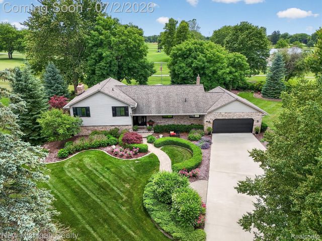 1325 Birdie Court, Linden, MI 48451