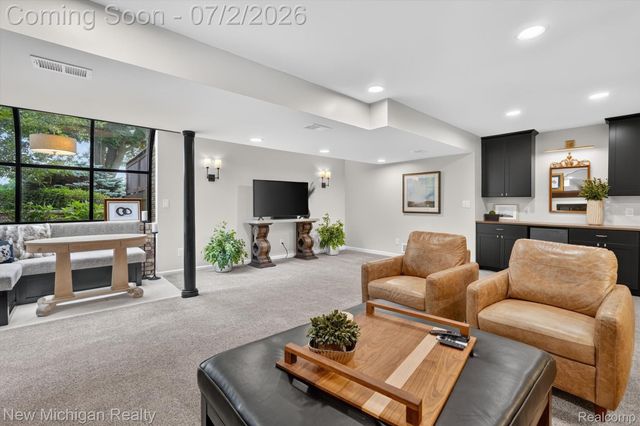 1325 Birdie Court, Linden, MI 48451