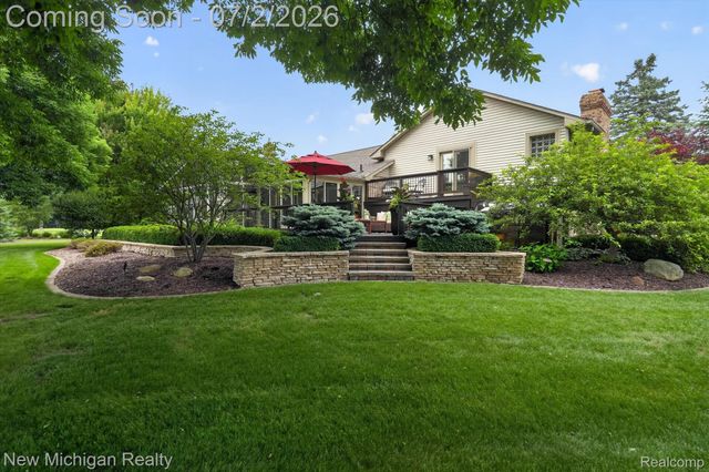 1325 Birdie Court, Linden, MI 48451