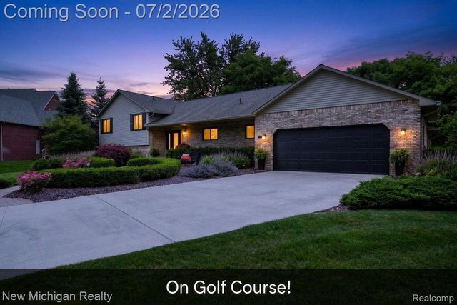 1325 Birdie Court, Linden, MI 48451