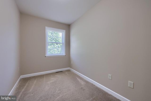 30 CHAMBERLAIN LN, Millersville, PA 17551
