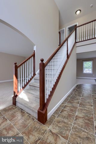 30 CHAMBERLAIN LN, Millersville, PA 17551