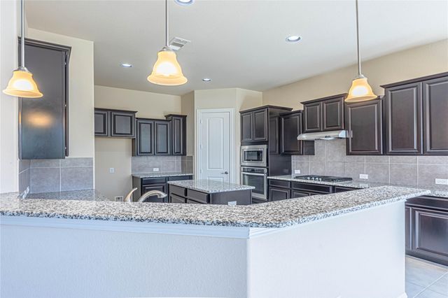 3070 Tradinghouse Creek Lane, League City, TX 77573
