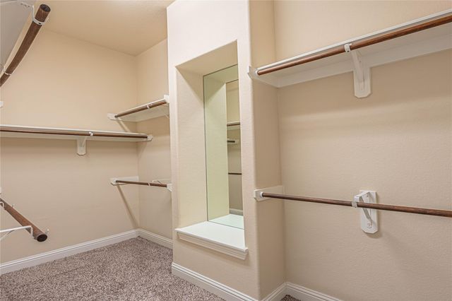 3070 Tradinghouse Creek Lane, League City, TX 77573