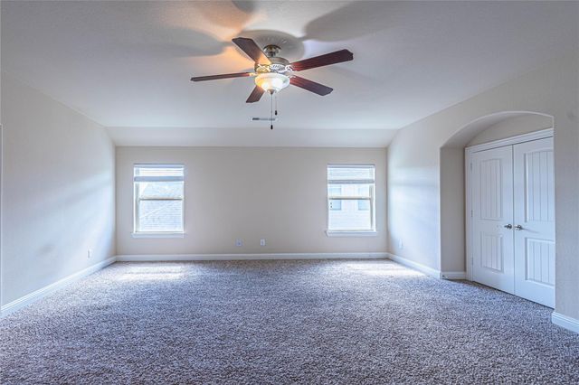 3070 Tradinghouse Creek Lane, League City, TX 77573