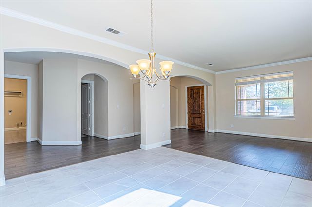 3070 Tradinghouse Creek Lane, League City, TX 77573