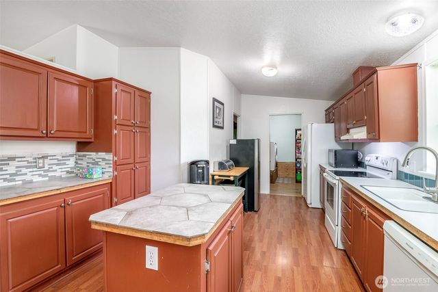 14919 24th Street SW, Lakebay, WA 98349