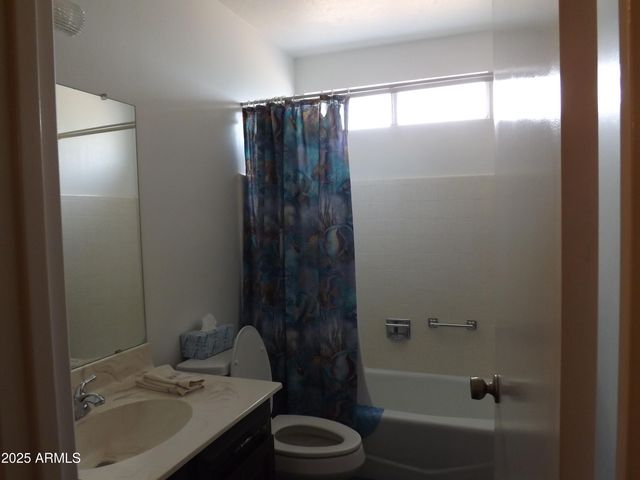 932 S 72ND Street, Mesa, AZ 85208