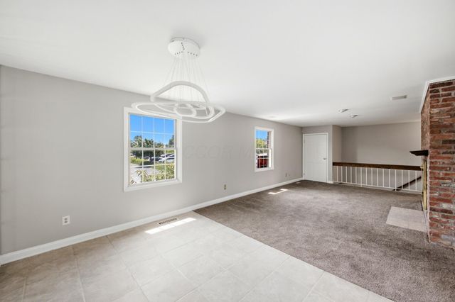 952 Chatham Lane, K, Columbus, OH 43221