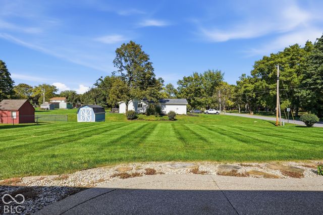 5235 Sandy Court, Pittsboro, IN 46167