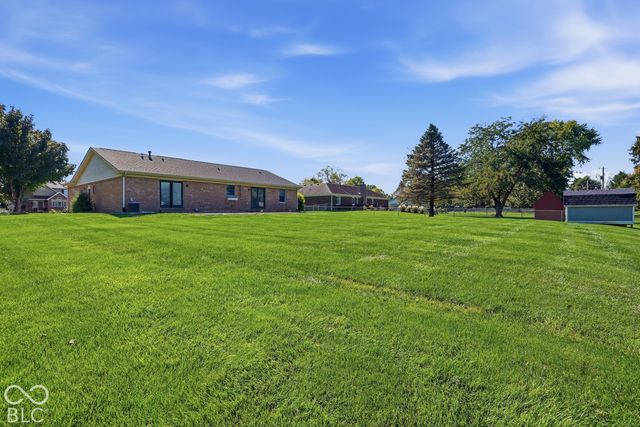 5235 Sandy Court, Pittsboro, IN 46167