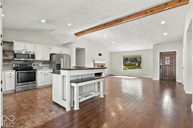 5235 Sandy Court, Pittsboro, IN 46167