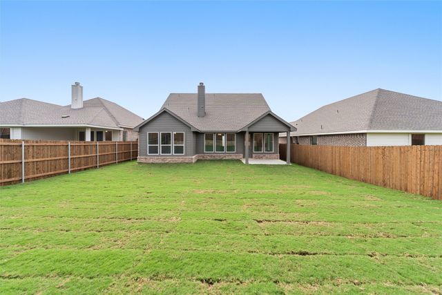 3527 Helena Street, Gainesville, TX 76240