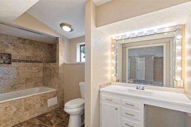 1200 W Woodlane Drive, Midwest City, OK 73110