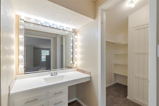 1200 W Woodlane Drive, Midwest City, OK 73110