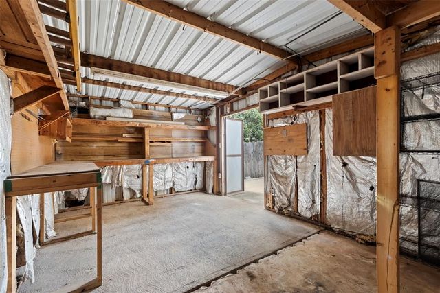 1200 W Woodlane Drive, Midwest City, OK 73110