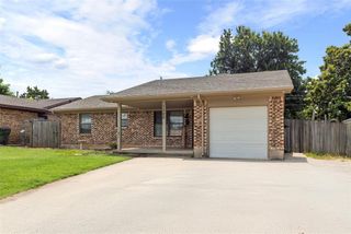 1200 W Woodlane Drive, Midwest City, OK 73110