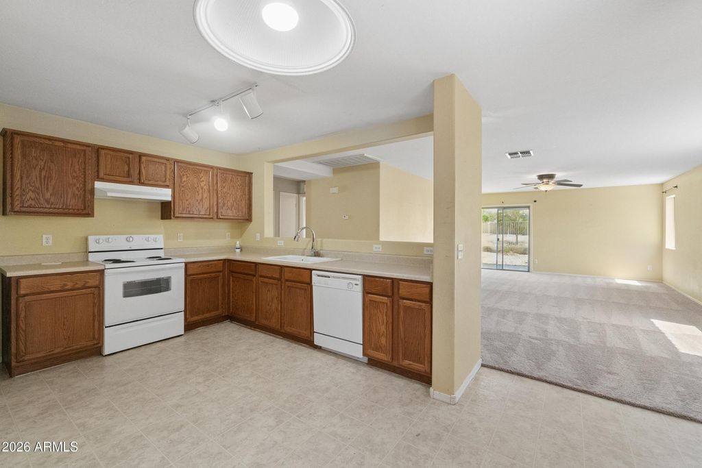 25740 W TWILIGHT Lane, Buckeye, AZ 85326 — exterior