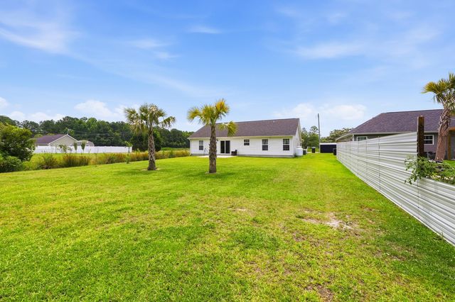 455 Pine Needle Dr., Longs, SC 29568