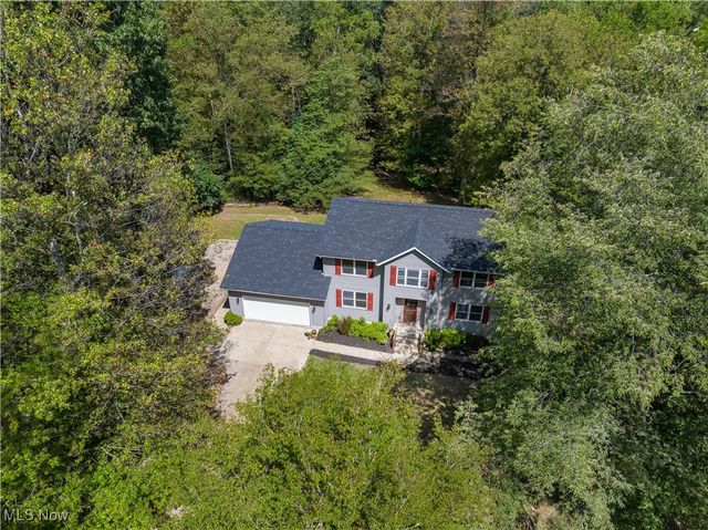 310 Trappers Hollow Road, Zanesville, OH 43701