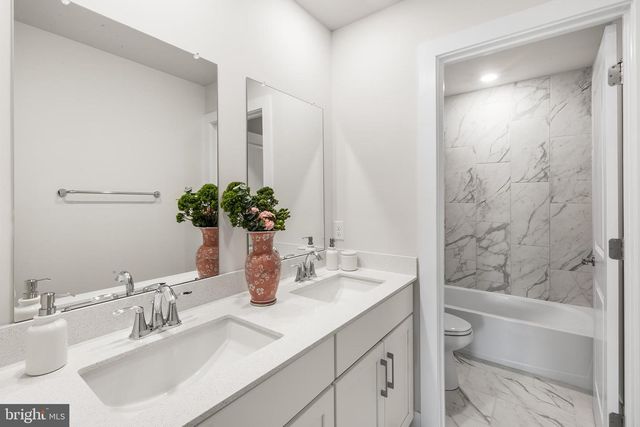 423 EMERALD CT, Spring City, PA 19475