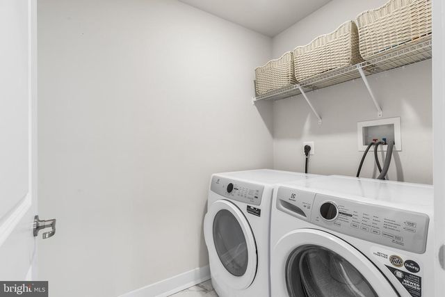 423 EMERALD CT, Spring City, PA 19475