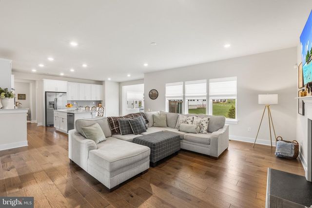 423 EMERALD CT, Spring City, PA 19475