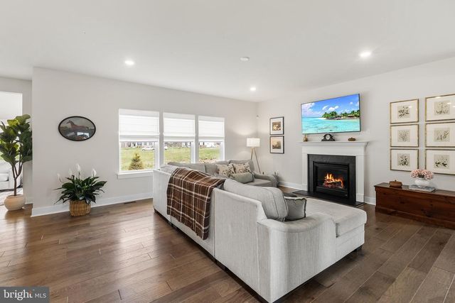 423 EMERALD CT, Spring City, PA 19475