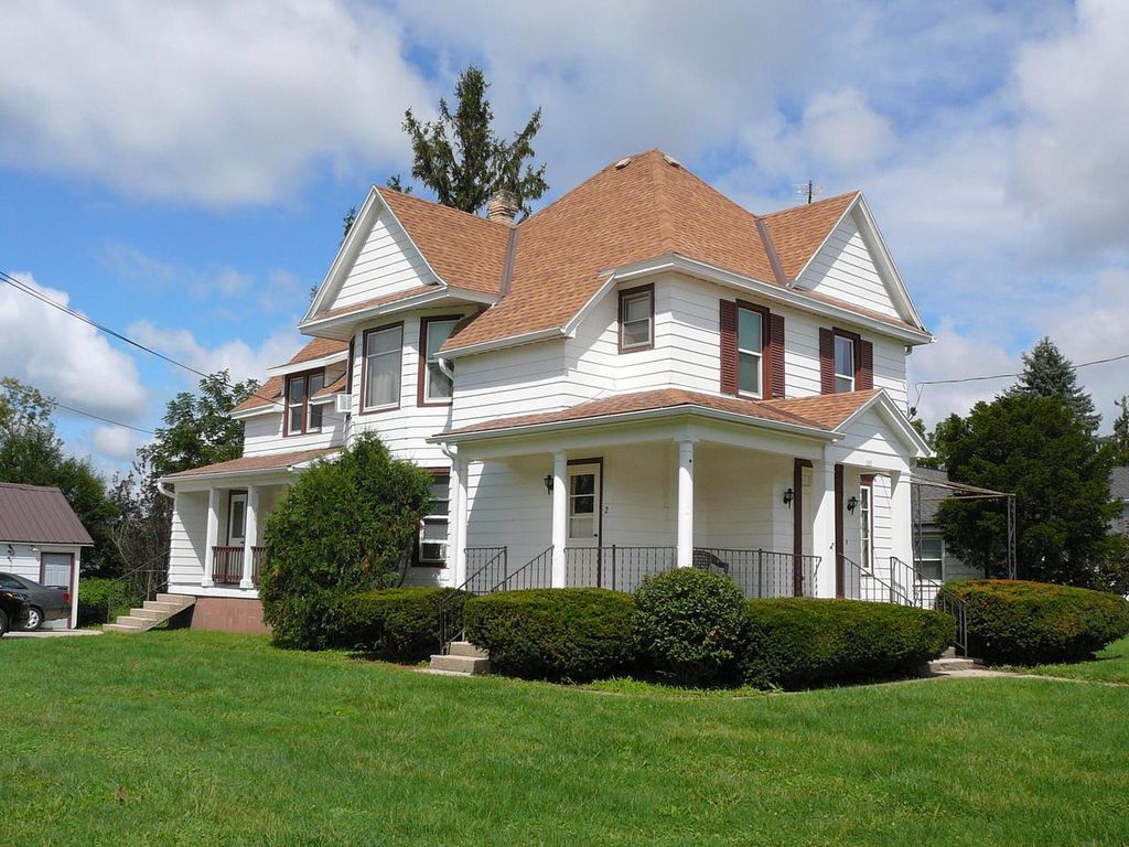 147 Fremont STREET, Walworth, WI 53184