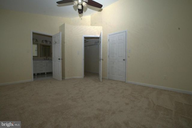 2558 GRAYTON LN, Woodbridge, VA 22191