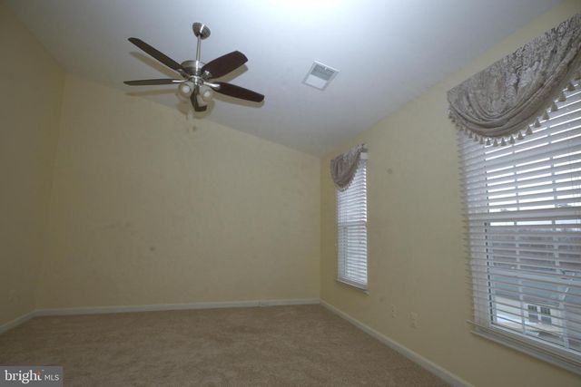 2558 GRAYTON LN, Woodbridge, VA 22191