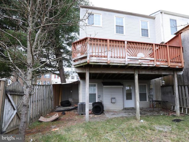 2558 GRAYTON LN, Woodbridge, VA 22191