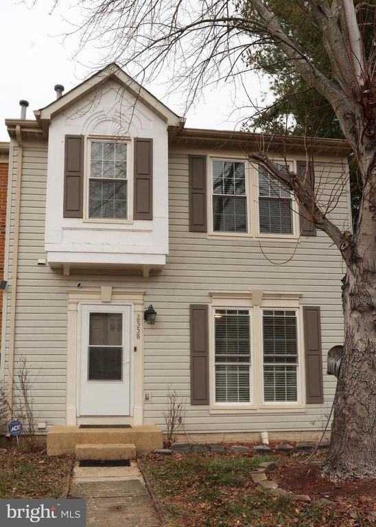 2558 GRAYTON LN, Woodbridge, VA 22191