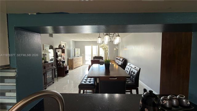 12500 SW 5th Ct 307M, Pembroke Pines, FL 33027