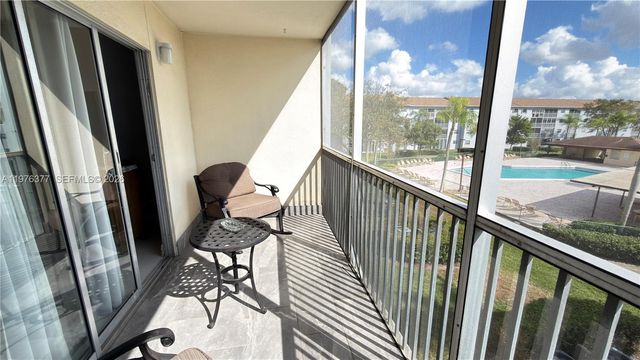 12500 SW 5th Ct 307M, Pembroke Pines, FL 33027