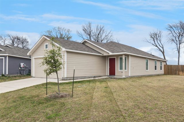 242 HARVEST St, Princeton, TX 75407