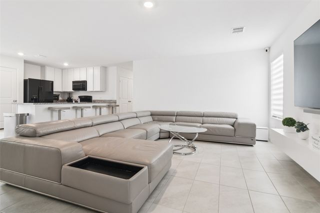 242 HARVEST St, Princeton, TX 75407