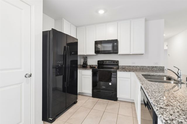 242 HARVEST St, Princeton, TX 75407