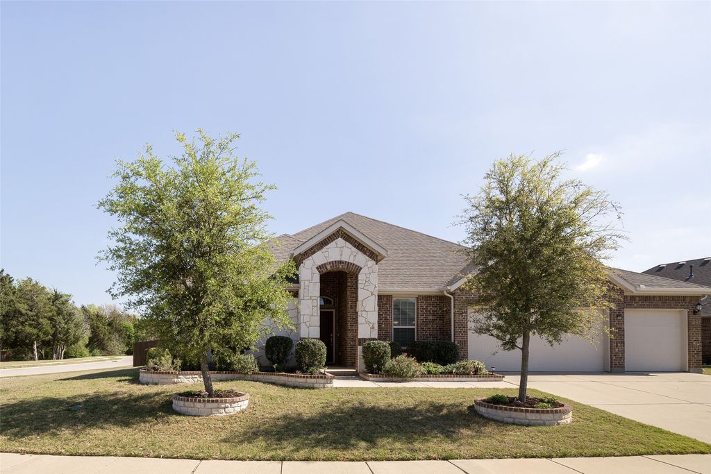 4918 Westlake Drive, Garland, TX 75043