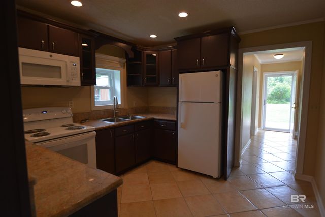 422 W 4th Avenue, Foley, AL 36535