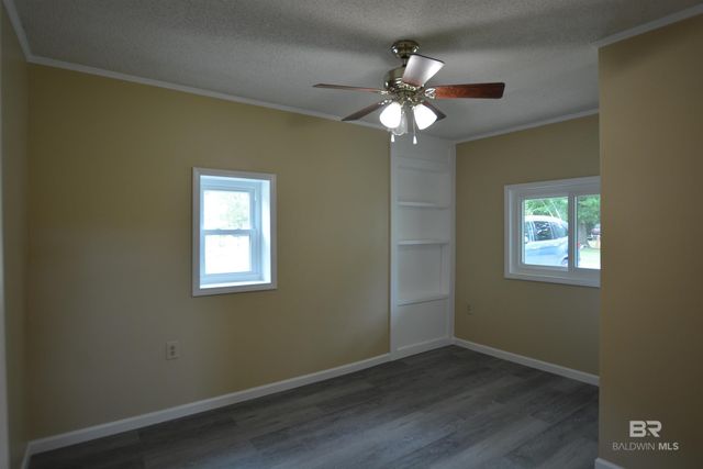 422 W 4th Avenue, Foley, AL 36535
