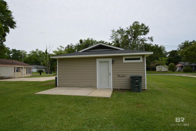 422 W 4th Avenue, Foley, AL 36535