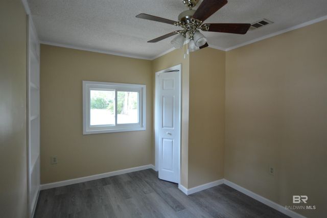 422 W 4th Avenue, Foley, AL 36535